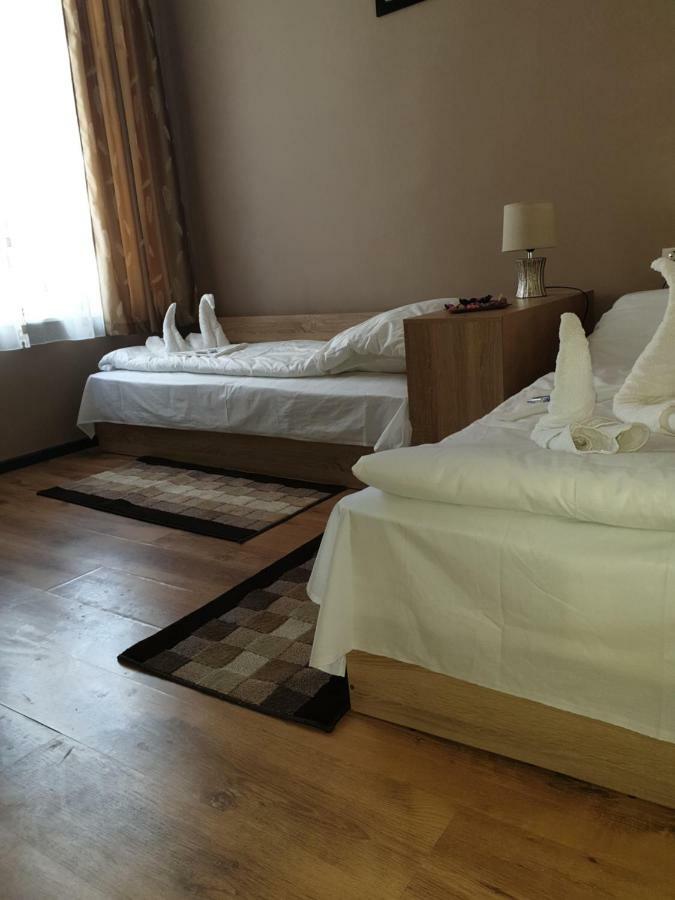 Hotel Валентино Vratsa Habitación foto